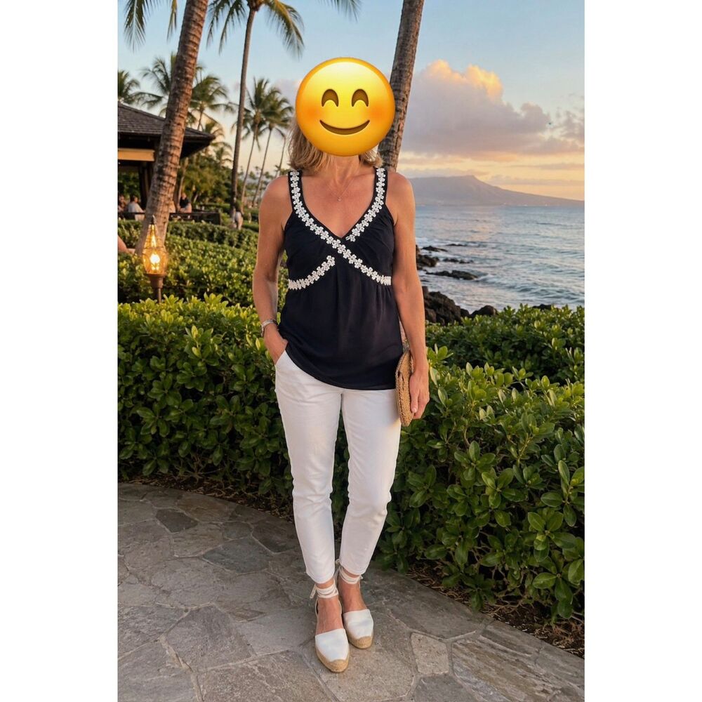 💙 LOFT Navy Sleeveless Chiffon Top w/ White Beaded V-Neck – Size 8 (Lined)